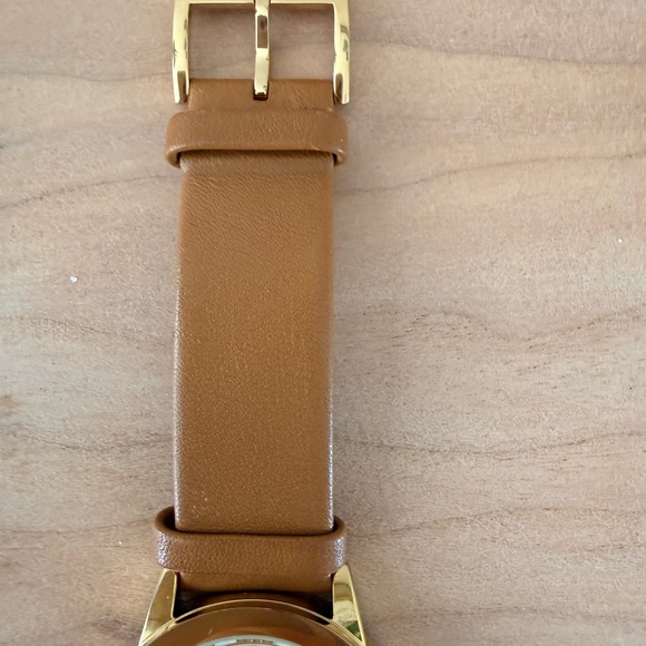 Tory Burch Gigi Charm-Inspired Dial Watch - Picture 8 of 9